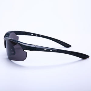 Material de lente de policarbonato oscuro Gafas DE SEGURIDAD Gafas de trabajo protectoras antivaho y antiimpacto con marco de nailon - Product Image 6
