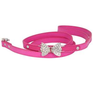 Laisse pour chien en PU rose avec nœud papillon et motif cœur, décorée d'un foulard, pour petits chiens - Laisse de traction anti-perte - Product Image 2