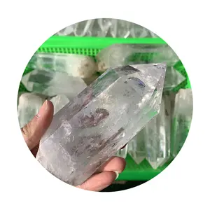 Natürlicher stein klarer Quarz kristall zeigt große Kristall heils täbe