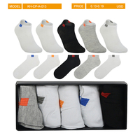 Vente en gros Chaussettes de sport d'été pour femmes et hommes en coton à mailles fines en polyester blanc et noir coupe basse Chaussettes d'exercice Sox Crew Stock