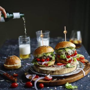 Stuzzicadenti Decorativi da 4,7 Pollici in Bambù Dorato con Perle per Taglieri <span class=keywords><strong>di</strong></span> Salumi e Accessori per Feste - Product Image 5