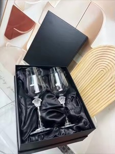 แก้วไวน์คริสตัลเมดูซ่าสุดหรูรักษ์โลกสำหรับคูเป้ ชุด 2 ใบ ความจุ 301-400 มล. พร้อมกล่องของขวัญสำหรับงานปาร์ตี้ - Product Image 3