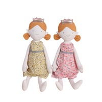 Poupée de princesse en peluche, jouet en coton doux, robe florale, couronne, cheveux tressés, OEM ODM, fabrication en gros sur mesure