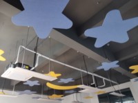 Plafond acoustique suspendu de nouvelle conception, résistant au feu, en feutre PET, absorption acoustique