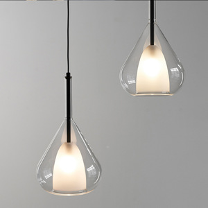 Lámpara Colgante LED de Diseño Italiano con Altura Ajustable, Creativa, Única, Moderna, Minimalista, de Vidrio Artístico para Sala de Estar, Base E27, Tamaño Mediano - Product Image 6