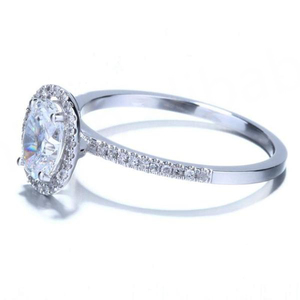 Bague de fiançailles en argent sterling 925 avec pierres de moissanite naturelles, coupe ovale classique, style élégant en argent - Product Image 2