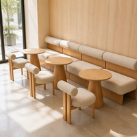 Ensemble de meubles de café Japandi moderne, table ronde en bois massif et chaises en bouclette pour restaurant, bistro, sièges de restauration