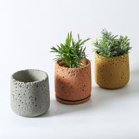 Pot de fleurs en ciment de style nordique Shengyu, design en roche volcanique, respirant, résistant à la corrosion, parfait pour les plantes succulentes d'intérieur