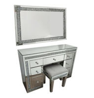 Table de toilette moderne glamour avec cadre miroir et décorations en cristal brillant, table à coiffer en verre pour chambre à coucher