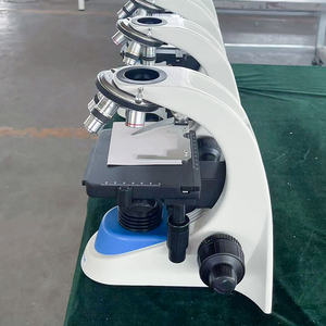 Microscope de laboratoire biologique numérique BIOBASE XS-208A 1800X avec tête binoculaire coulissante 220V, plaque PCR personnalisable OEM - Product Image 6