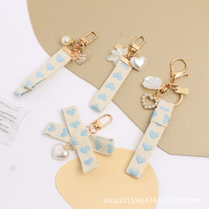 Porte-clés 3D en métal pour décoration de sac, pendentif créatif en forme de coeur pêche fraîche, accessoires avec nœud papillon - Product Image 2