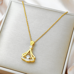 Collier élégant et tendance pour homme, chaîne de clavicule en acier inoxydable plaqué or 18K PVD, pendentif pour robe |   Vente en gros de cadeaux - Product Image 3