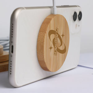 El mejor <span class=keywords><strong>cargador</strong></span> <span class=keywords><strong>original</strong></span> para <span class=keywords><strong>iPhone</strong></span> PD 20W <span class=keywords><strong>Cargador</strong></span> rápido tipo C Carga rápida con cable de logotipo USB C para <span class=keywords><strong>iPhone</strong></span> <span class=keywords><strong>Cargador</strong></span> inalámbrico de Bambú - Product Image 2