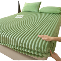 Lot de 3 pièces : Housse de matelas en velours rayé et polaire, couverture de matelas, vente en gros (1 couverture + 2 taies d'oreiller)