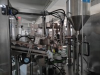 Machine de remplissage de pâte haute précision, équipement d'embouteillage de liquides pour le scellage de tubes en plastique
