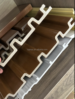 Wpc Mur Cannelé Persienne Grand Panneau Mural Die Tête Moule Bois Plastique Composite Coextrusion Moule