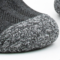 Chaussettes de sport en coton mélangé pour adultes, tricotées numériquement, à compression, écologiques, avec motif jacquard, pour l'automne – Vente en gros