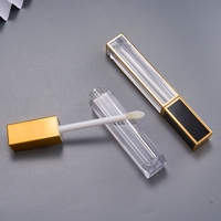 Tube de brillant à lèvres vide de luxe écologique en plastique, emballage cosmétique carré avec applicateur – Fournisseur d'usine