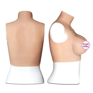 Prothèse mammaire portable Airis avec seins réalistes en silicone souple, forme de poitrine complète pour l'affirmation de genre et le travestissement - Product Image 4