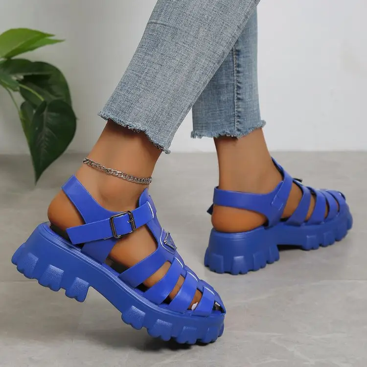 New Summer Large Size Rome chunky gladiator sandals Pumps Women Shoes Fashion Thick Sole Hollow Out Outdoor Flat sandals