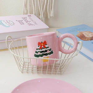 Cadeaux créatifs, tasses à café en céramique peintes à la main en forme d'arbre de Noël, rose, mignonnes, de haute qualité, avec soucoupe - Product Image 6