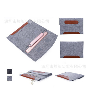 Étui pour tablette en patchwork de feutre et de cuir personnalisé, étui de protection antichoc, accessoire pour tablette. - Product Image 1