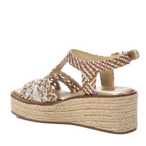 Sandales compensées Xti pour femme 143942 – Style espadrille doré à lanières, chaussures d'été - Product Image 3