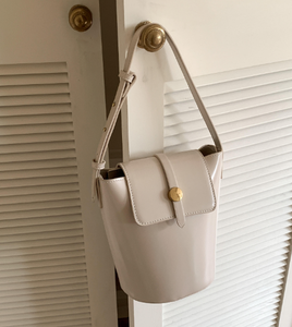 Nuevo bolso de diseñador de alta calidad con bandolera de cuero PU suave, bolso tipo cubo moderno para mujer - Product Image 2