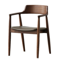 Chaise de salle à manger en bois massif de style nordique minimaliste avec assise en mousse haute densité et revêtement en cuir - Design Hiroshima stable et écologique