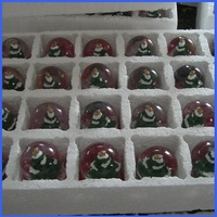 Maßgefertigte Großpackung Weihnachtsbaumschmuck aus Harz: Weihnachtsmann, Schneemann, Rentier, Roter Truck, Lebkuchenhaus, Weihnachtsbaum-Kunstharz-Figuren zum Aufhängen