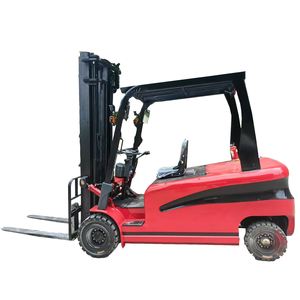Montacargas Mini Komatsu Diésel 3T 4x4 Usado de Alto Rendimiento, Portátil, Entrega Rápida, Maquinaria de Construcción - Product Image 1
