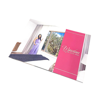 Service d'impression de brochures et de catalogues personnalisés de haute qualité avec reliure à cheval, impression offset, format et logo sur mesure
