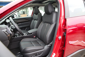 Auto Usado <span class=keywords><strong>Mazda</strong></span> CX-50 <span class=keywords><strong>2023</strong></span> <span class=keywords><strong>Sport</strong></span> 2.5L Turbo Automático Edición Premium 5 Asientos SUV Gasolina R19 Volante a la Izquierda Euro V Bajo Kilometraje - Product Image 5