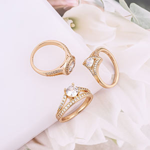Bijoux de Mariage Personnalisés en Gros <span class=keywords><strong>Bagues</strong></span> de Fiançailles et de Mode en Zircon Cubique Bague <span class=keywords><strong>Plaqué</strong></span> <span class=keywords><strong>Or</strong></span> 18K pour Femme Cadeau de Fête - Product Image 5