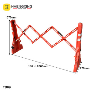 Barriera Stradale Espandibile Rossa Riflettente Portatile da 2 Metri in PE Riempibile con Acqua, Facile da Montare - Product Image 1