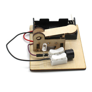 Kit de télégraphe en code morse en bois, expérience scientifique, jouet éducatif pour enfants de 7 à 9 ans, alimenté par batterie, commande manuelle - Product Image 1
