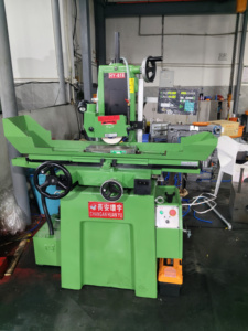 Máy Mài bề mặt nhỏ hiệu quả chi phí lớn HY-618 Máy mài chính xác cao nhỏ CNC gia công các bộ phận máy tiện - Product Image 2