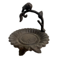 Mangeoire à oiseaux en fonte robuste en forme de tournesol, vente en gros directe d'usine, pour l'extérieur, mangeoire à oiseaux en métal robuste pour le jardin