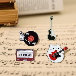Bán buôn âm nhạc men pin phù hiệu guitar Lưu ý Vinyl Băng quà lưu niệm Opera Broadway promos Fan Quà Tặng retro phụ kiện tùy chỉnh <span class=keywords><strong>OK</strong></span> - Product Image 3