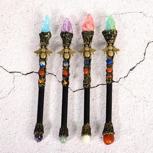 <span class=keywords><strong>Baguette</strong></span> <span class=keywords><strong>magique</strong></span> universelle sculptée en cristal naturel pour la <span class=keywords><strong>baguette</strong></span> <span class=keywords><strong>Harry</strong></span> <span class=keywords><strong>Potter</strong></span> Fourniture directe d'usine d'origine à noyau métallique - Product Image 1