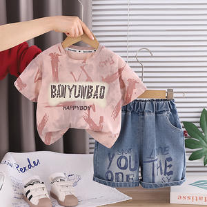 Ensemble de <span class=keywords><strong>tenue</strong></span> d'été 2026 Nouveau style Ensemble deux pièces tendance pour enfants avec short en jean à manches courtes - Product Image 4