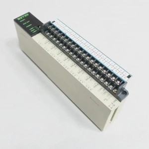 Module Yaskawa Memoccon Sc Jams C B2733v Pld, 5 entrées, 5 sorties, alimentation 220V pour applications de soudage - Product Image 5