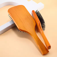 Brosse à cheveux en bois rectangulaire portable avec logo personnalisé, coussin d'air pour massage du cuir chevelu, grande brosse pour femmes avec poils en nylon