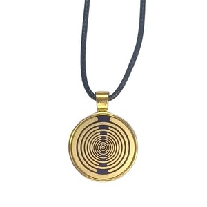 Collar de Joyería Energética Lakhovsky con Oscilador Multi-Onda MWO, Disco Polarizado de Cobre Puro Bañado en Oro - Product Image 1