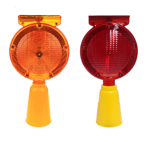 Feux de signalisation mobiles solaires CITICITY, clignotants portables pour travaux routiers temporaires et sécurité des allées - Product Image 4