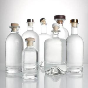 Usine de fabrication de bouteilles de vin en <span class=keywords><strong>verre</strong></span> Transparent Spirit Vodka Whisky <span class=keywords><strong>Rhum</strong></span> Liqueur Bouteille en <span class=keywords><strong>verre</strong></span> avec liège - Product Image 2