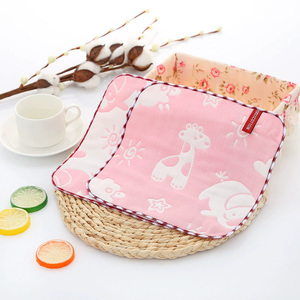 Usine en gros Six couches gaze bavoir bébé pur coton petite serviette maternelle essuie-mains bébé bavoir en gros 25cm * 25cm - Product Image 4