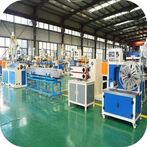 공장 출구 기계를 만드는 가득 차있는 자동적인 냉장고 문 틈막이 물개 PVC 고무 생산 라인 밀어남 선 - Product Image 2