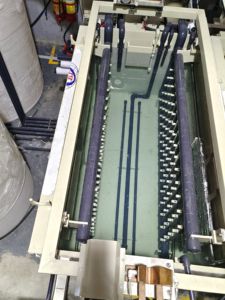 آلة طلاء النحاس بالقصدير الأوتوماتيكية للوحات الدوائر المطبوعة مع محرك عالي السعة، معدات طلاء بالقصدير كهربائيًا صناعية أوتوماتيكية بالكامل - Product Image 4