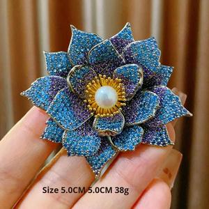 Broche Fleur de Pivoine en Perles Naturelles Haut de Gamme Style Français, Élégante et Luxueuse, à Couleurs Dégradées, pour Mariage et Pull - Product Image 3